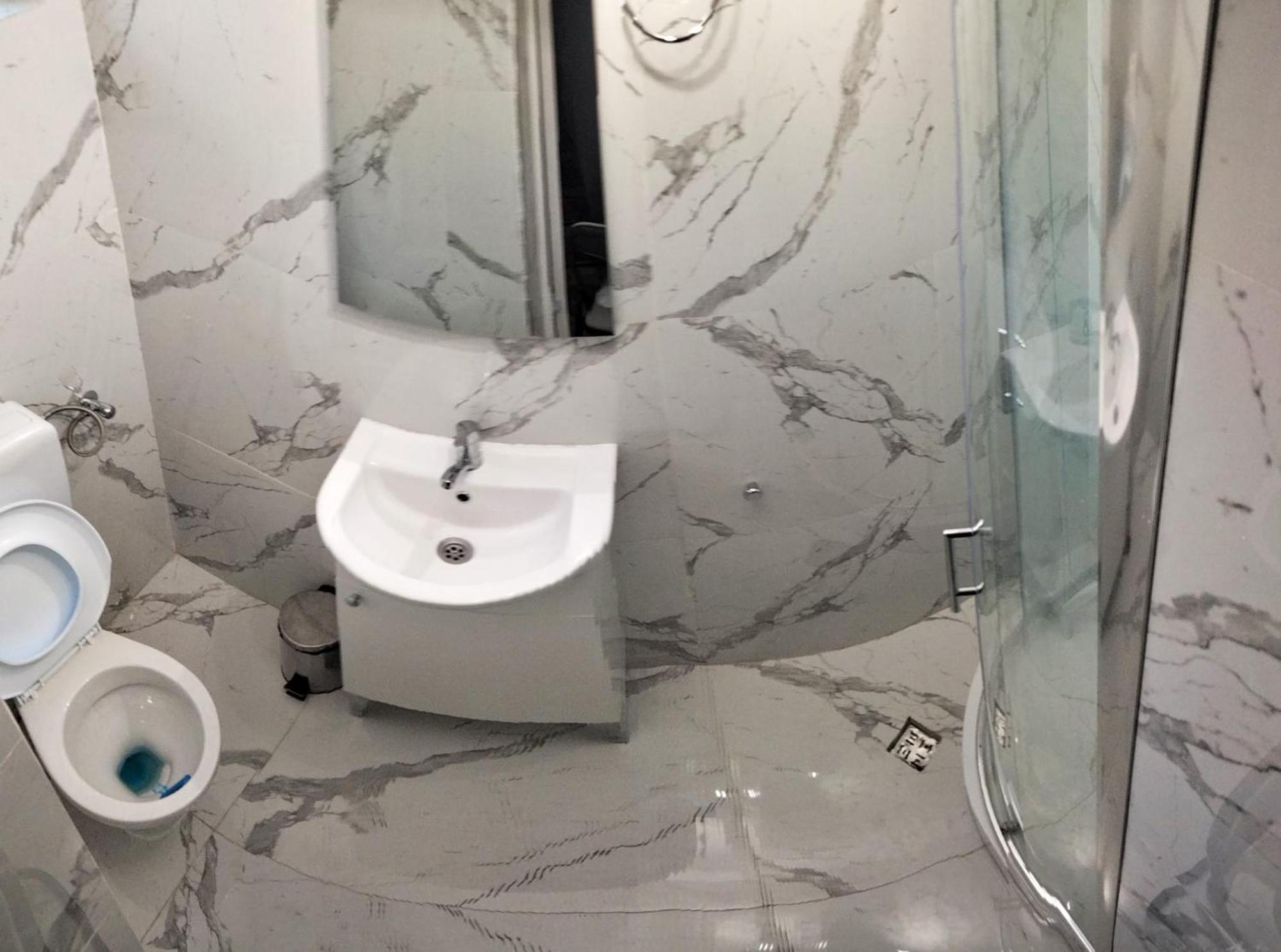 Doi Iepuri Apartment Azuga Bagian luar foto