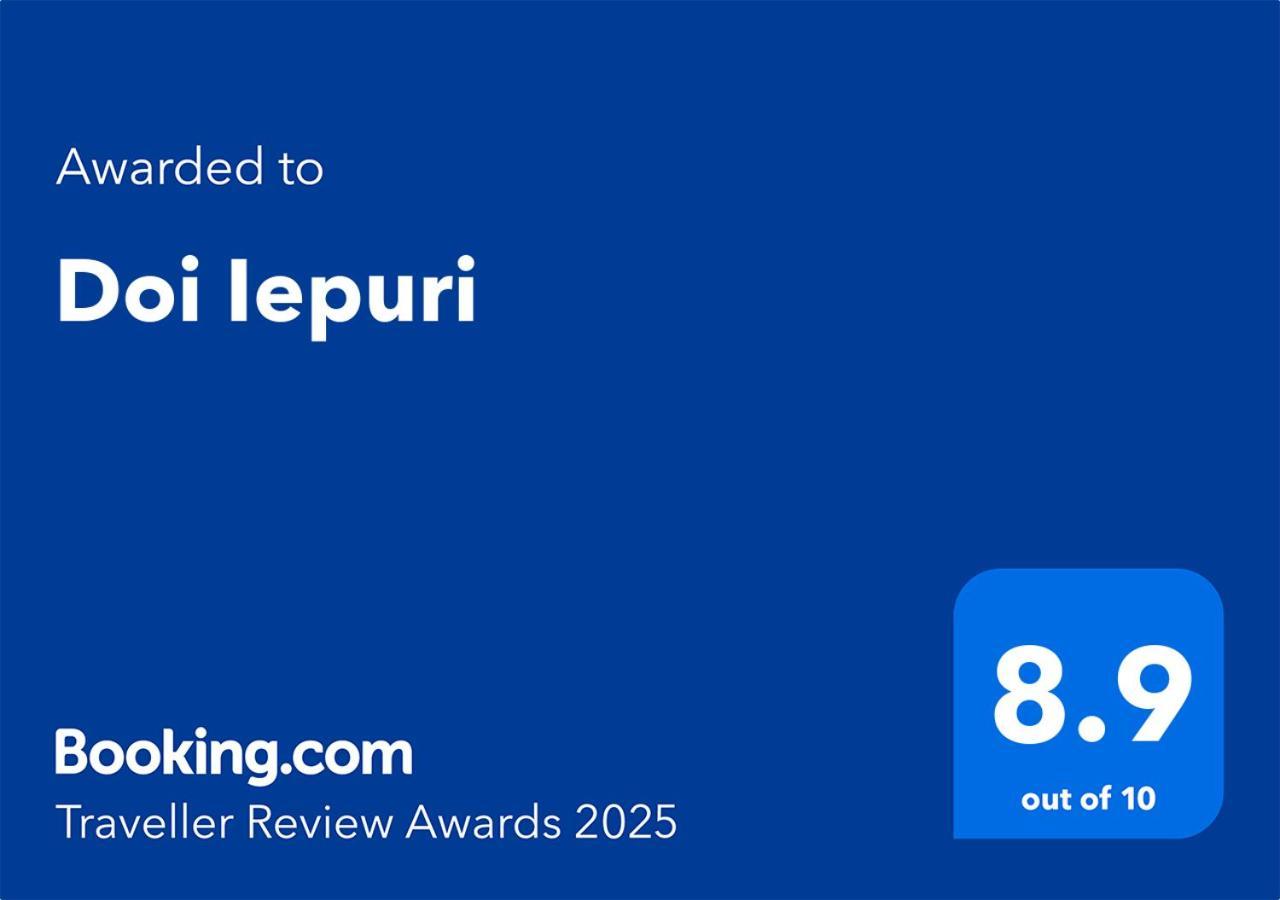 Doi Iepuri Apartment Azuga Bagian luar foto